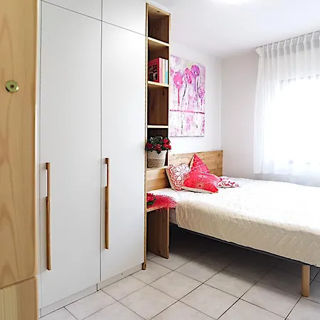 Apartment Bella Venezia, With Balcony Overlooking The Pedestrian Shopping Area, And The Within Walking Distance